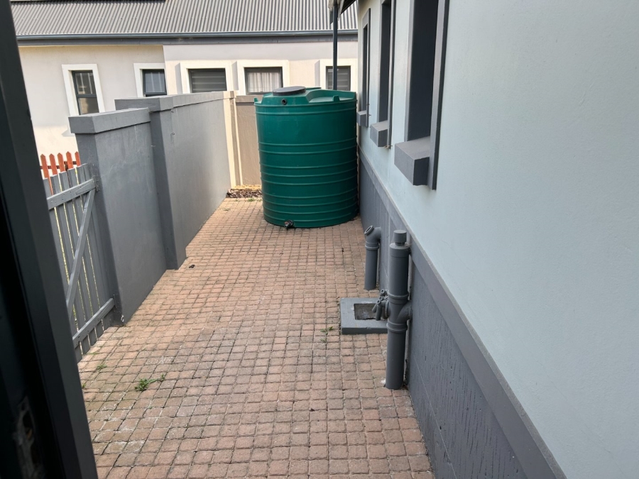 2 Bedroom Property for Sale in Blue Mountain Village Western Cape